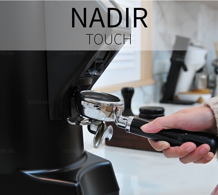 123189 | Кавомолка Eureka Nadir 65 Touch Black | Coffee Shop